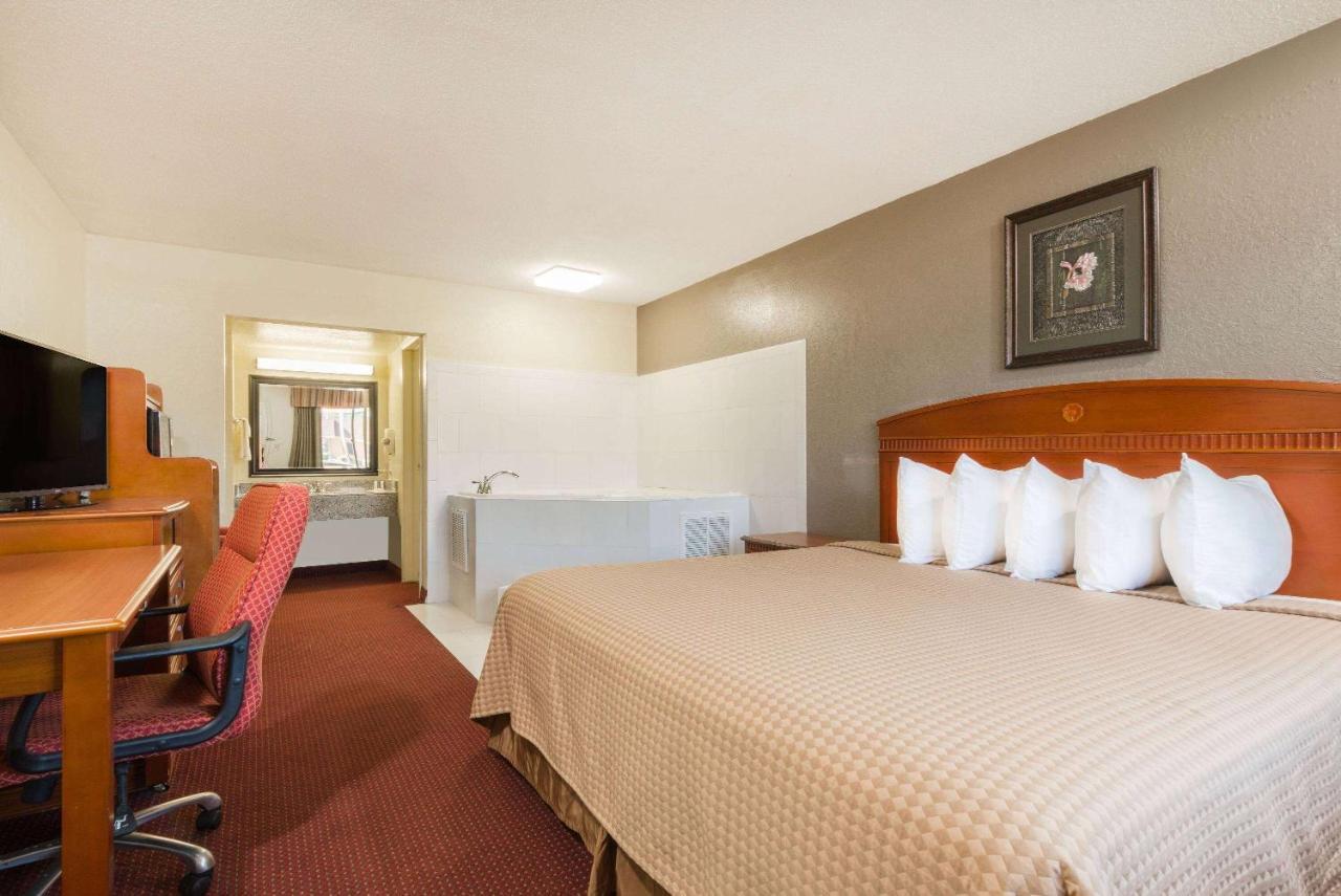Days Inn By Wyndham Paintsville Ngoại thất bức ảnh